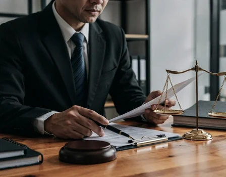 ¿Cuándo vale la pena contratar un asesor legal para su empresa?